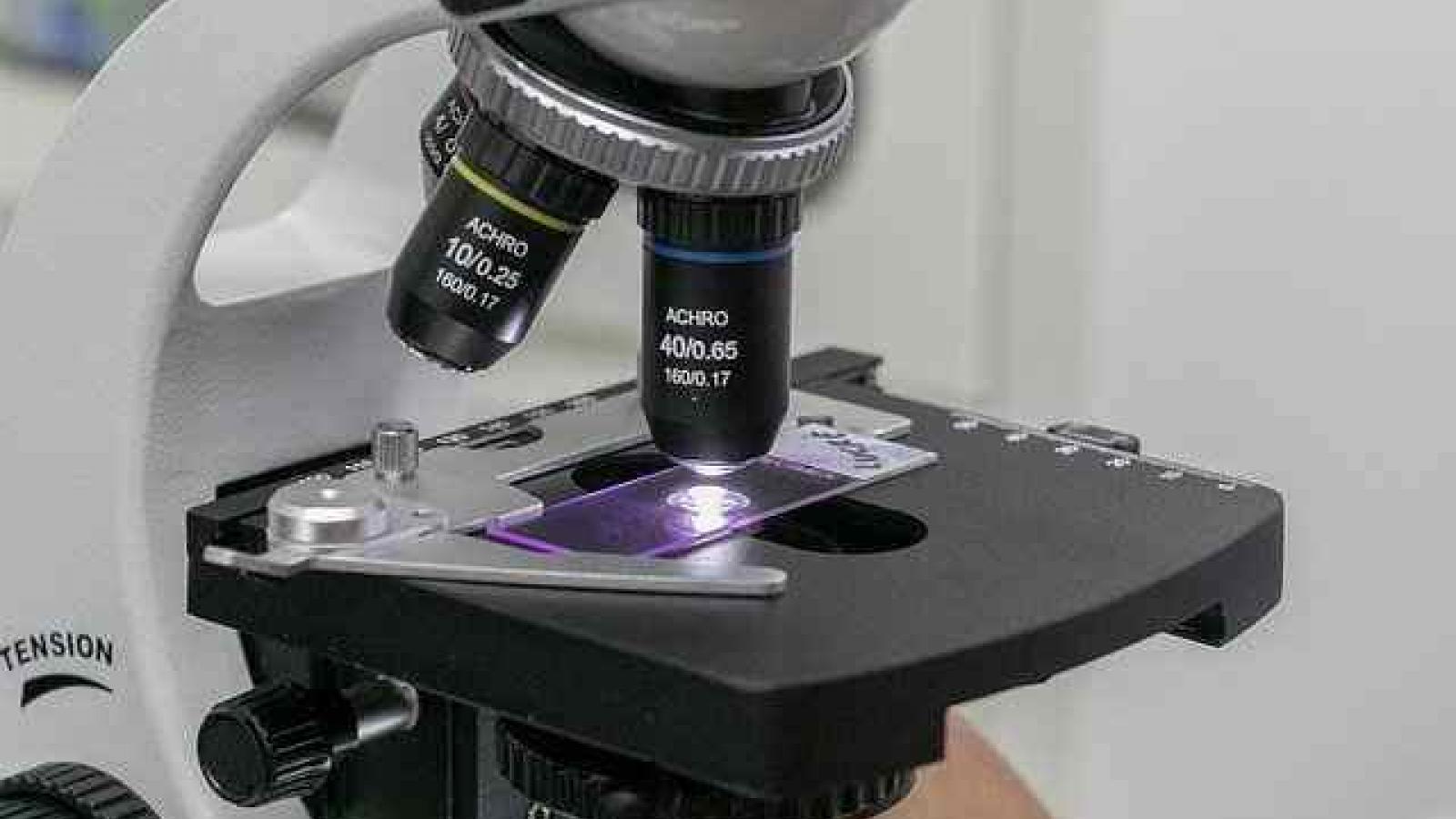 A microscope